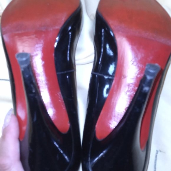 Christian Louboutin Heels in Size 40 Black Leather US Size 10 - Picture 5 of 7